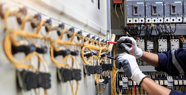Professional Electrician technician working in Zachary, LA